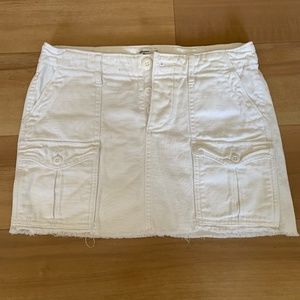 American eagle white jean skirt